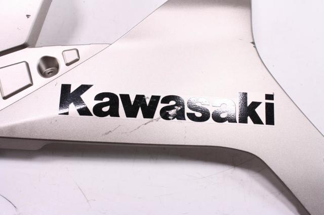 16 17 18 Kawasaki ZX10R Left Side Mid Fairing 55028-0585